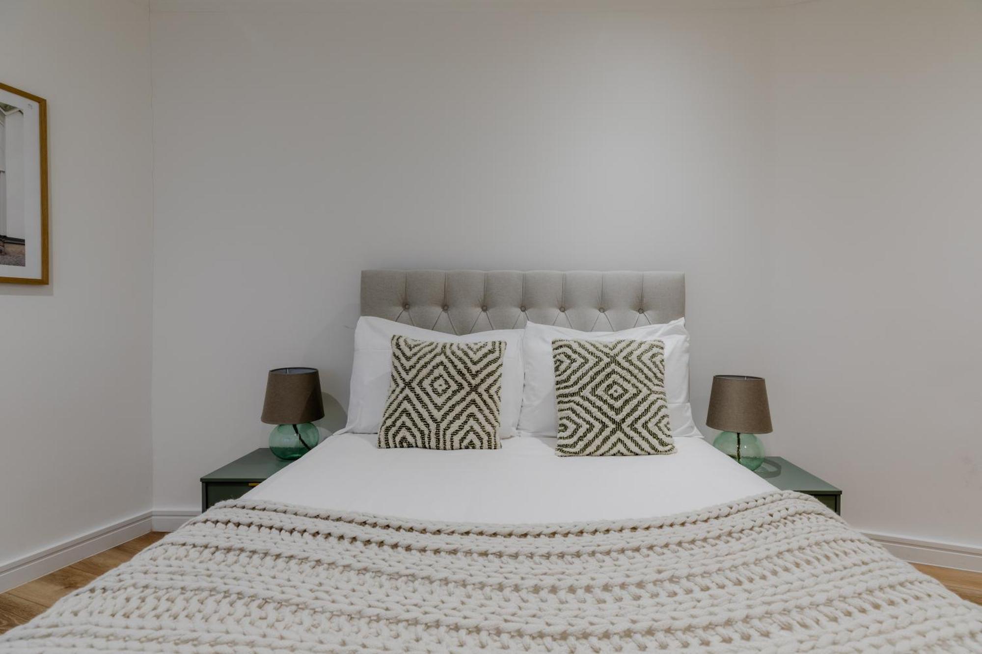 Hyde Park - Prime Vision Living Apartment *