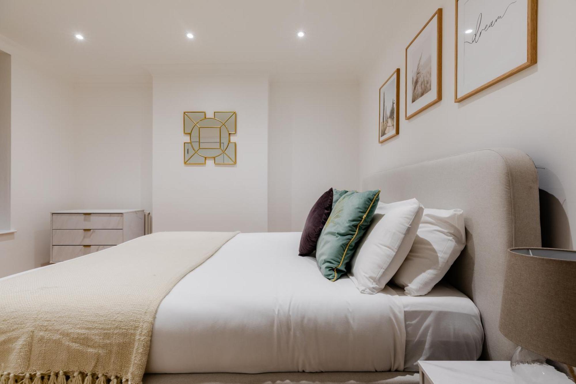 Hyde Park - Prime Vision Living