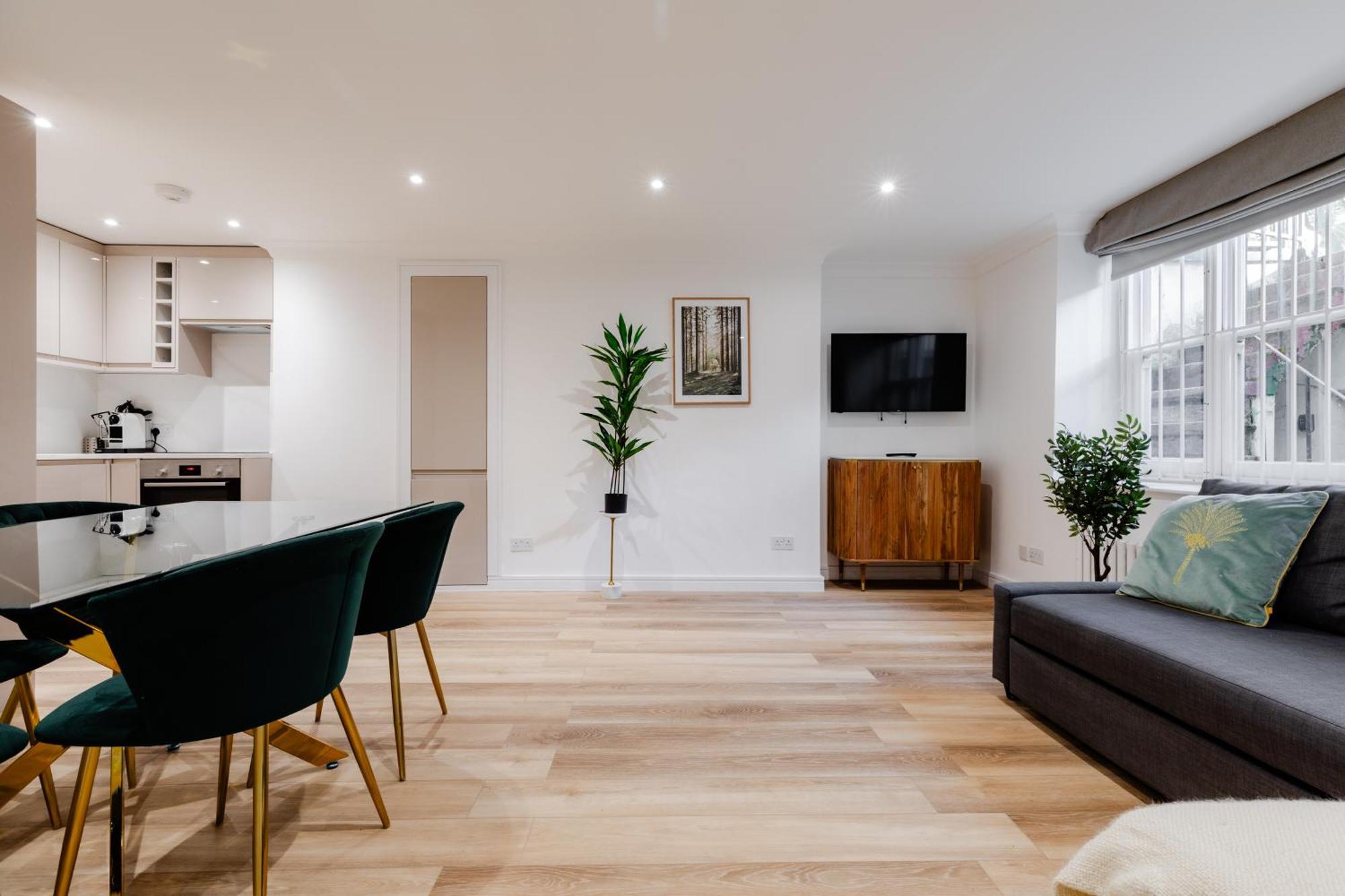 Hyde Park - Prime Vision Living Apartment