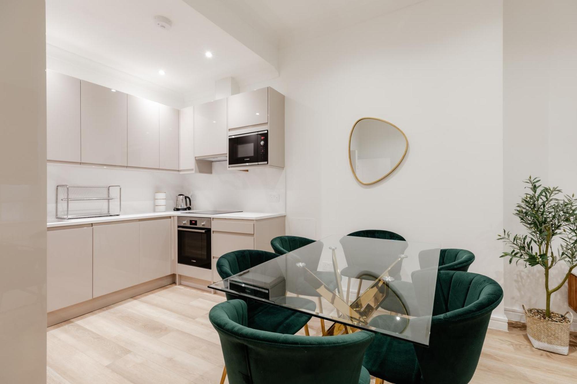 Hyde Park - Prime Vision Living Apartment