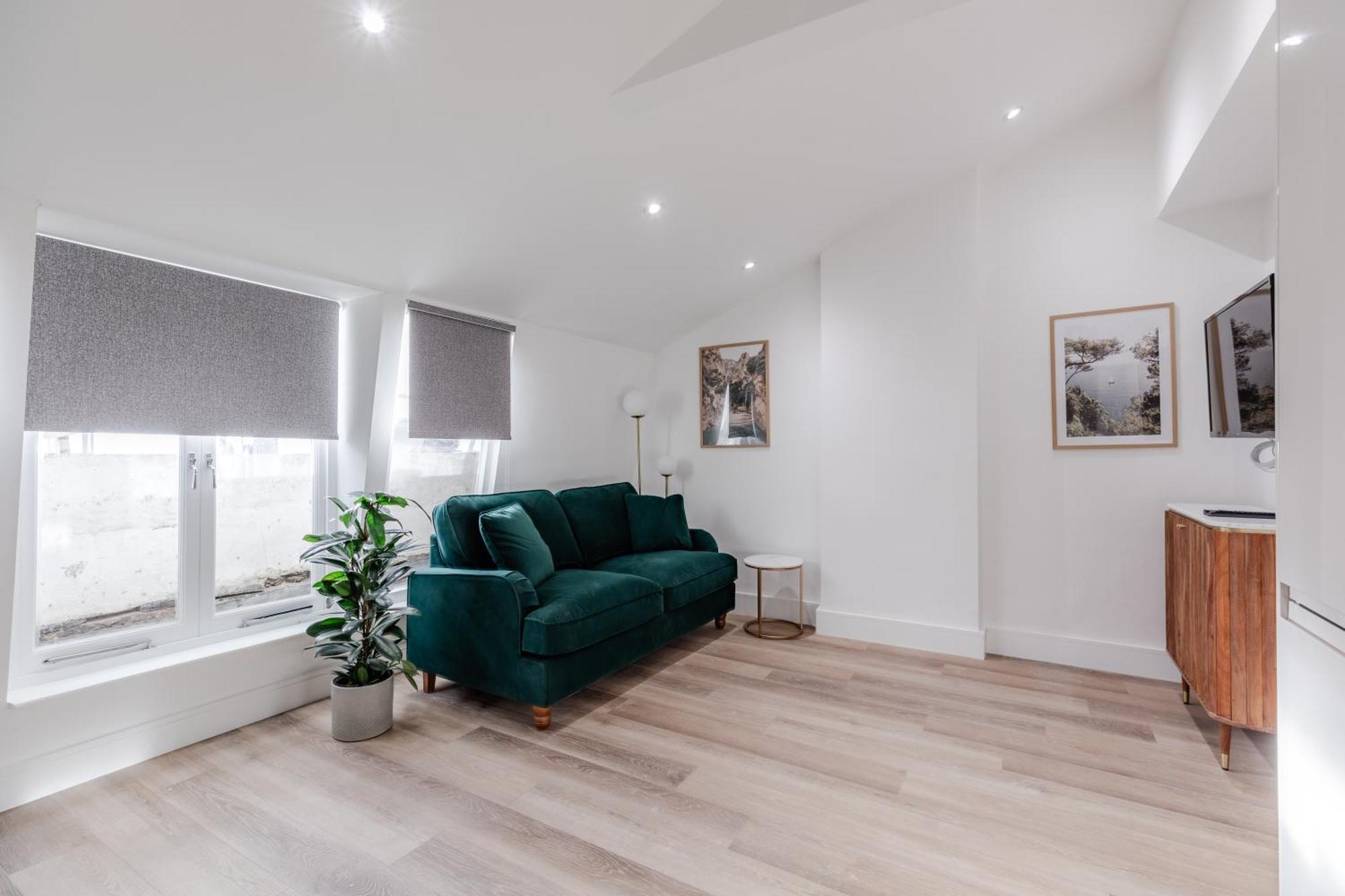 Hyde Park - Prime Vision Living Apartment *