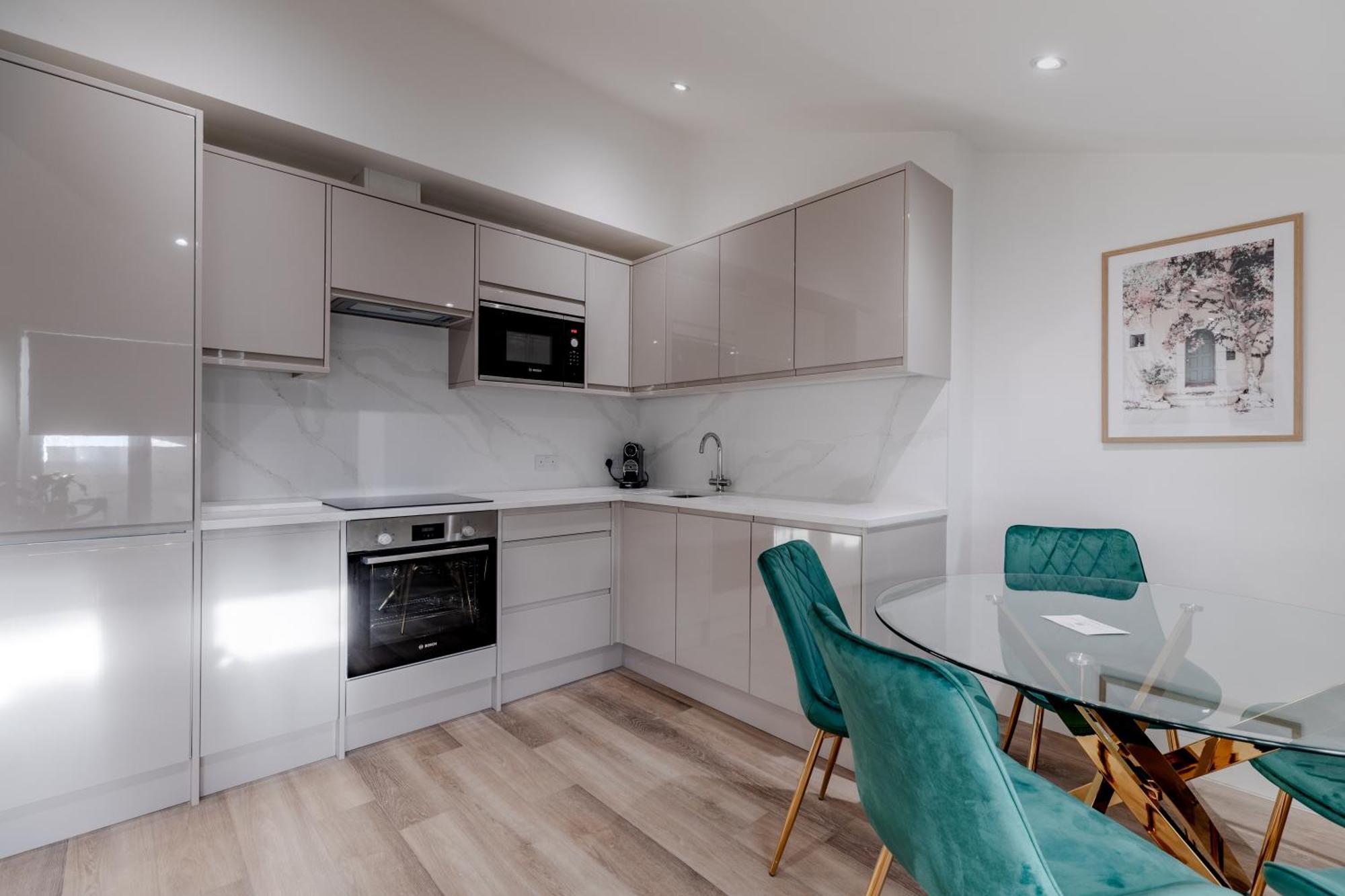 Apartment Hyde Park - Prime Vision Living *