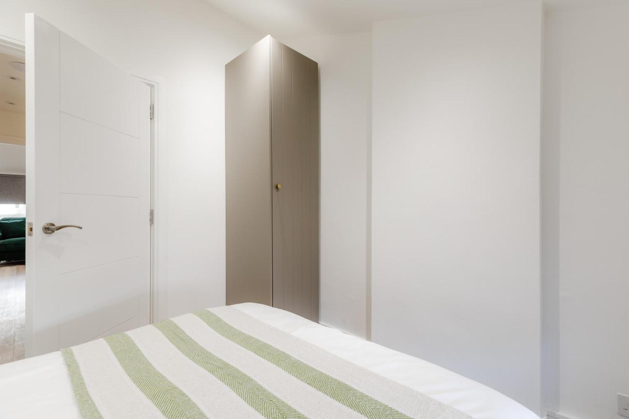 Hyde Park - Prime Vision Living Apartment