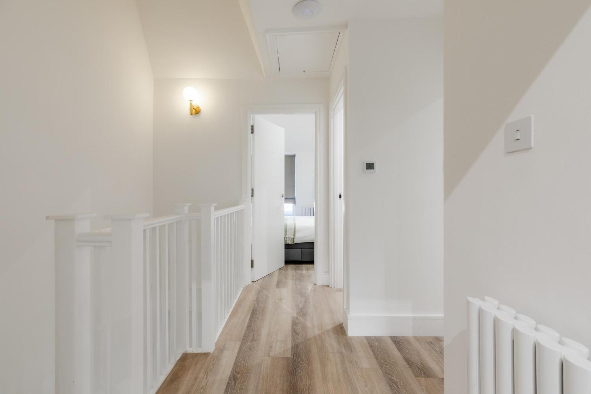 Hyde Park - Prime Vision Living Apartment *