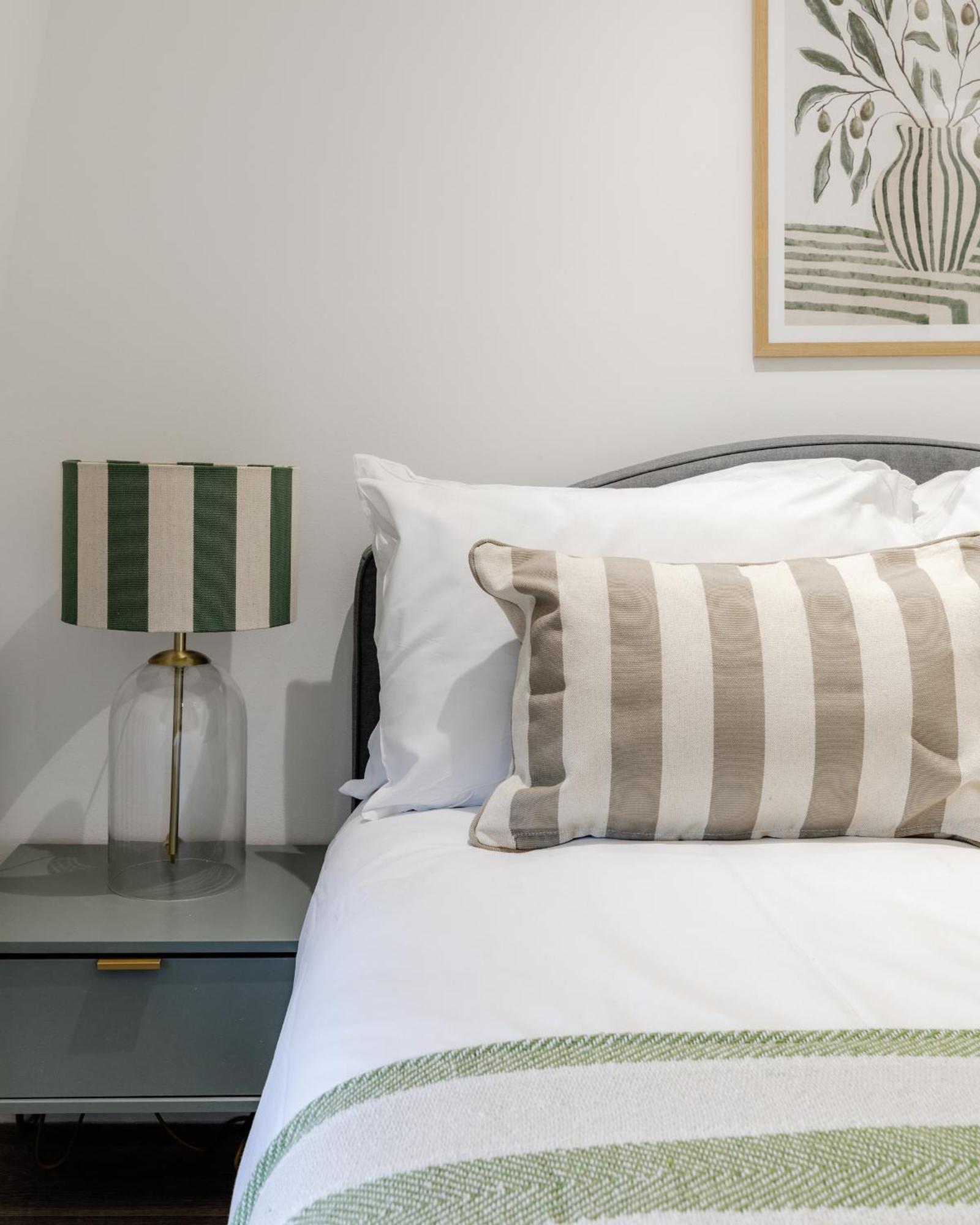 Hyde Park - Prime Vision Living Apartment *